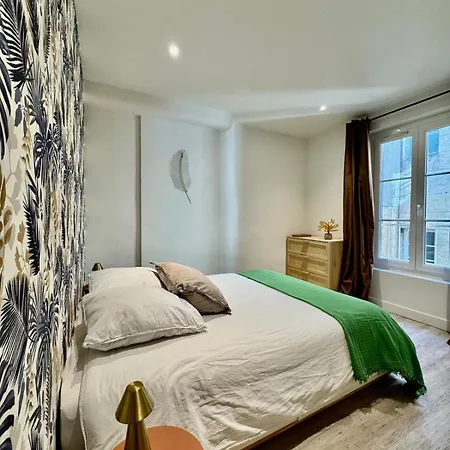 Lumineux Avec Vue Sur Les Clochers Daire Caen