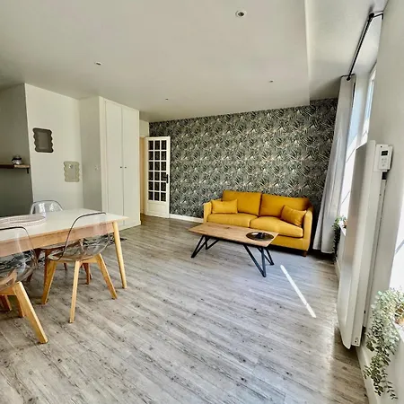 Apartamento Lumineux Avec Vue Sur Les Clochers