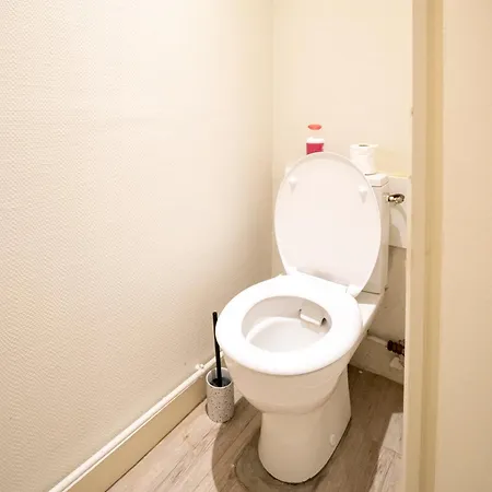 Appartement Lumineux Avec Vue Sur Les Clochers Caen