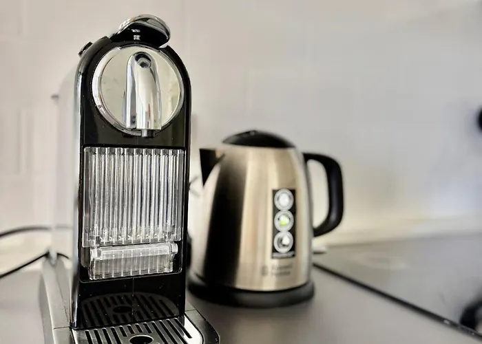 Lumineux Avec Vue Sur Les Clochers Daire *